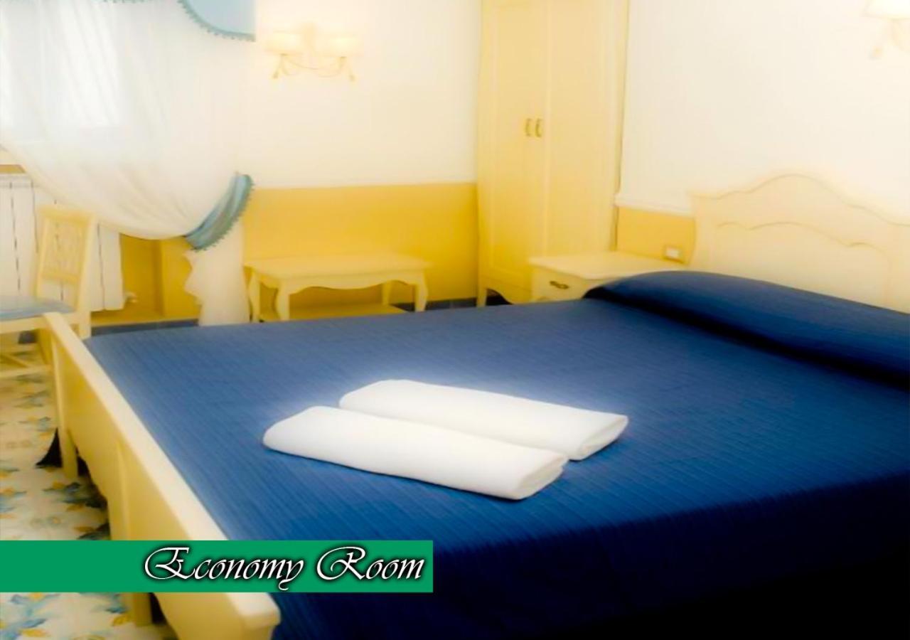 Bed & Breakfast Medea Νάπολη Εξωτερικό φωτογραφία